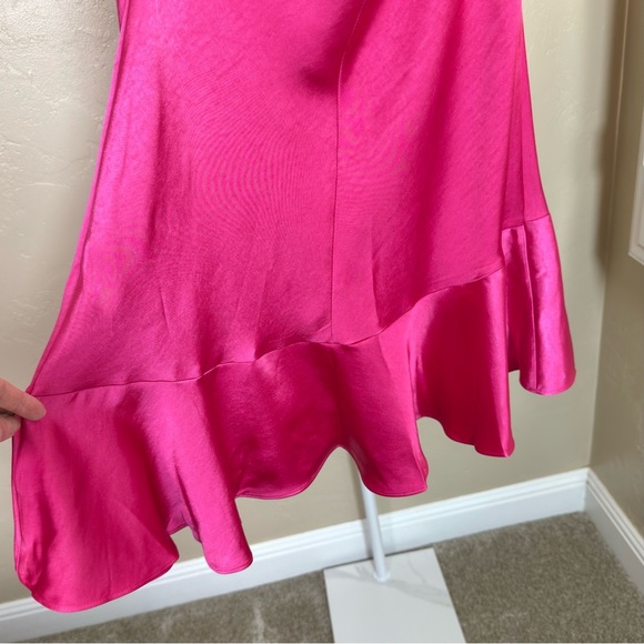 Lush Cowl Neck Ruffle Hem Mini Dress in Fuchsia Size Large - Picture 6 of 8
